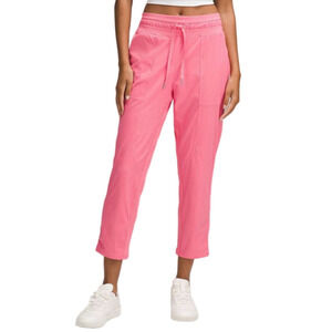 Lululemon Dance Studio Mid-Rise Cropped Pant
Sakura Pink, Size 14